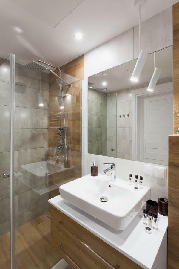 Silver Apartment Old Jewish Quarter كراكوفيا المظهر الخارجي الصورة