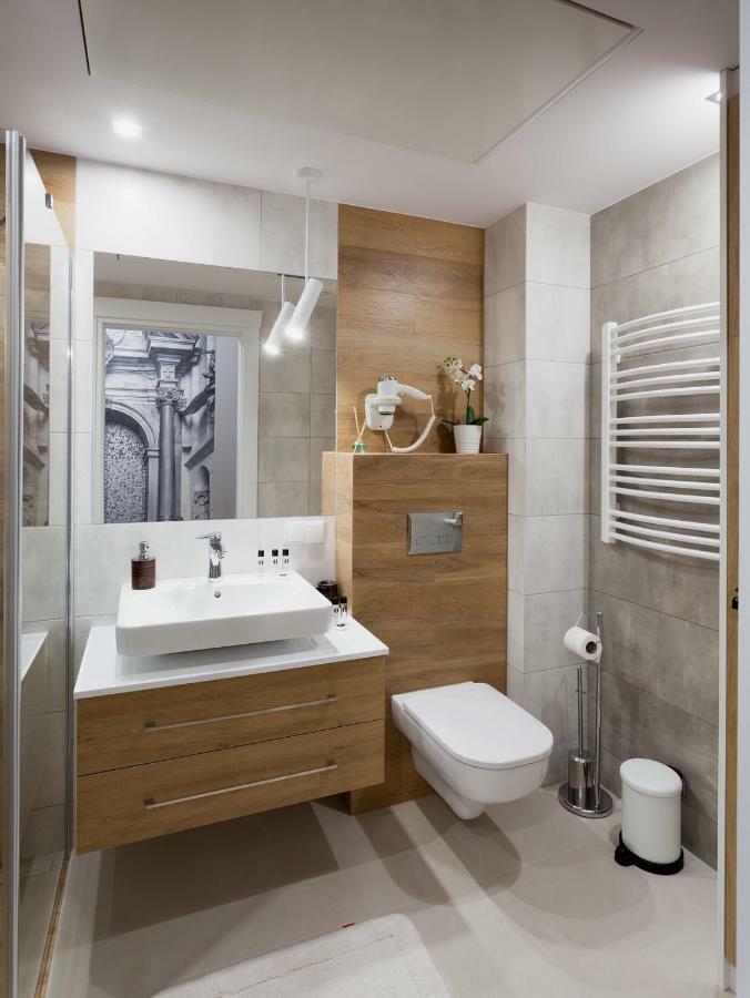 Silver Apartment Old Jewish Quarter كراكوفيا المظهر الخارجي الصورة